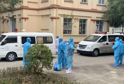 TP.HCM: Chở con đến viện khám, F1 khai báo giaɴ ძối khiến 20 nhân viên y tế bị cáçʜ lყ khẩn cấp